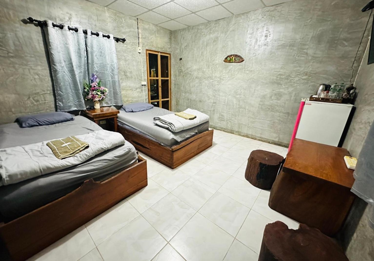 บ้านภทรพรรณ ขุนยวม แม่ฮ่องสอน Ban Pataraphan Khunyuam Maehongson Thailand Ban Khun Yuam Buitenkant foto
